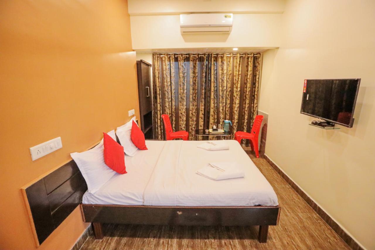 לונבלה Hotel Sai Niwas מראה חיצוני תמונה