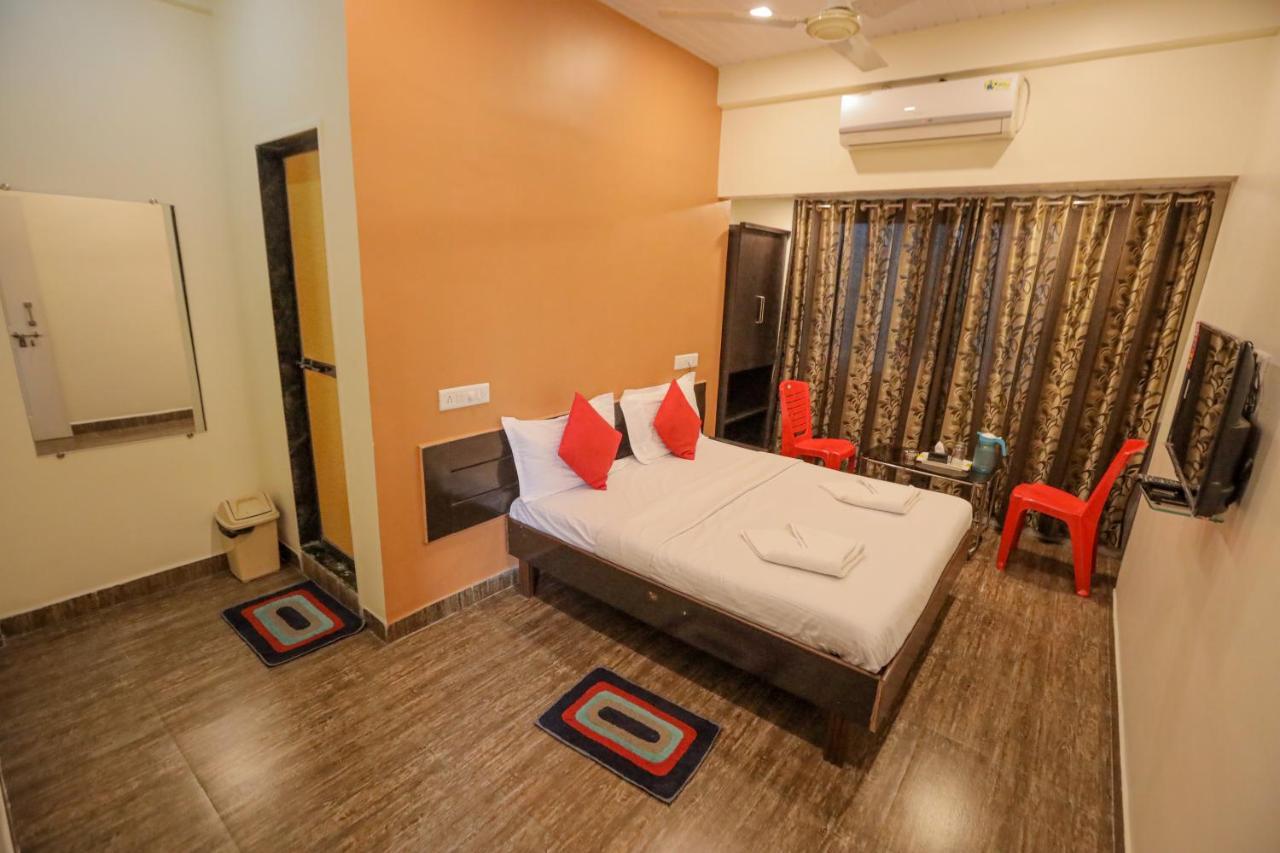 לונבלה Hotel Sai Niwas מראה חיצוני תמונה